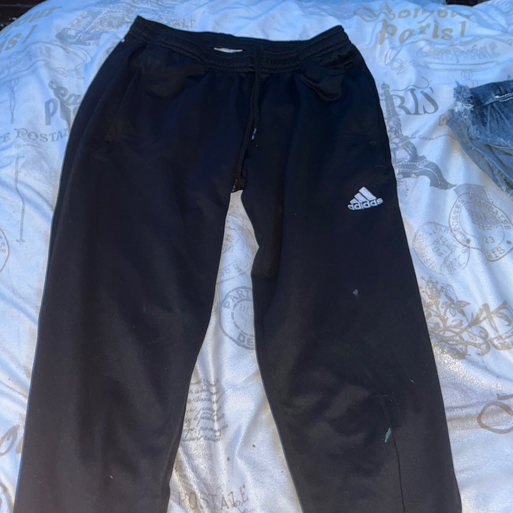 sweatpants